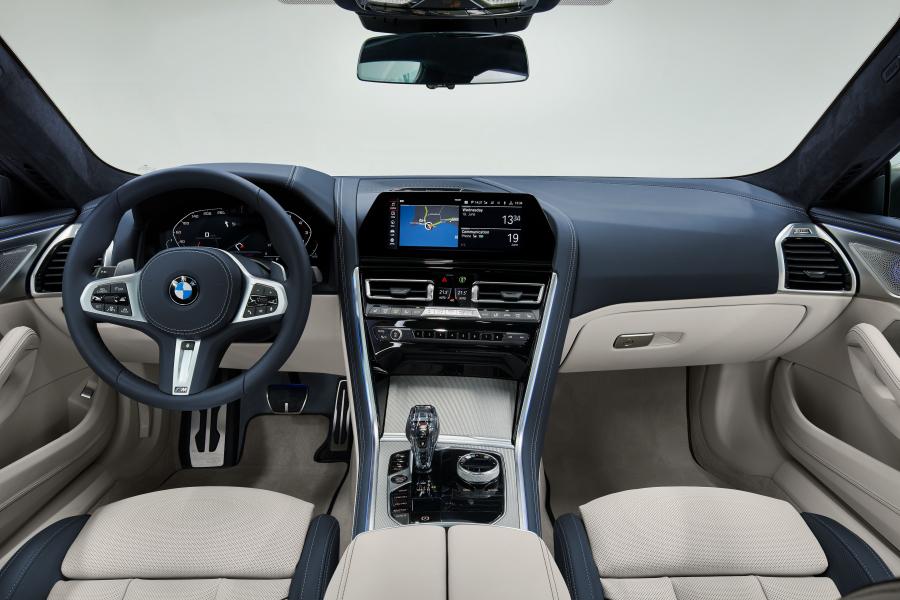 Торпедо BMW M850i xDrive Gran Coupe (G16) 2019 года  (WW) (фото 120 из 152)